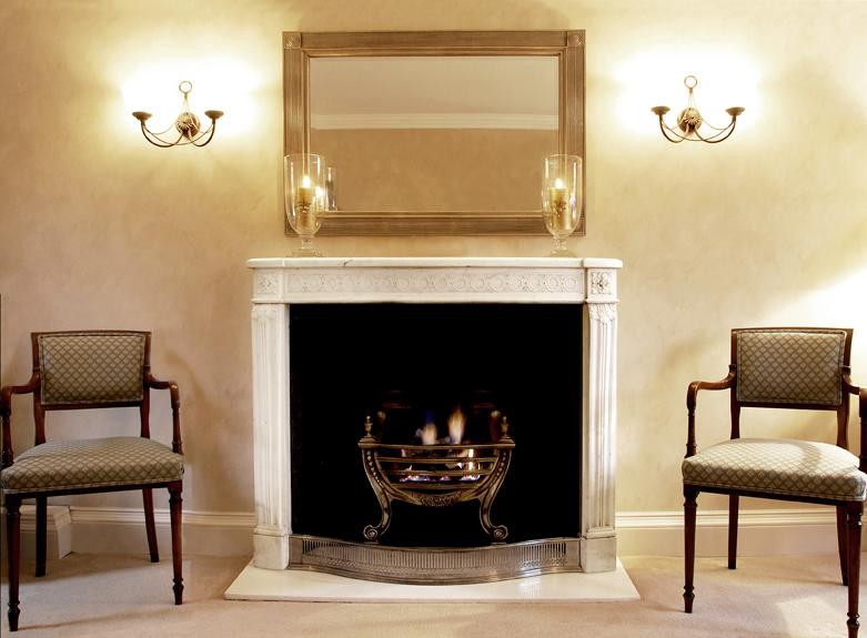 What can I put above my mantelpiece? Antique Fireplaces and Surrounds