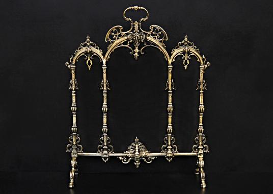 A very fine quality brass firescreen