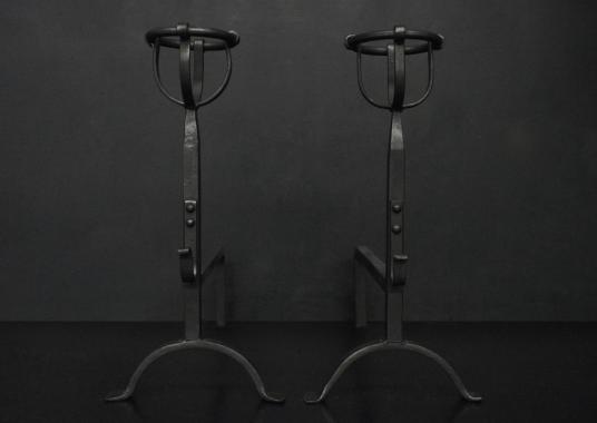 A pair of mulling top firedogs