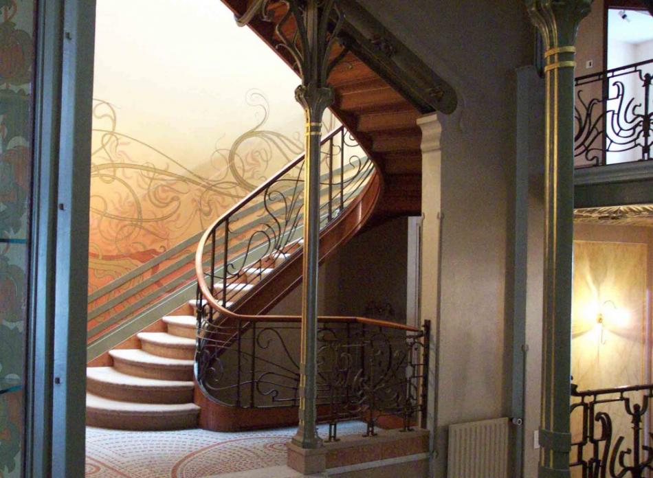 Tassel_House_stairway