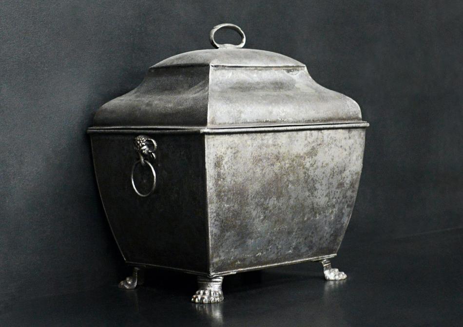 A Regency style coal bucket